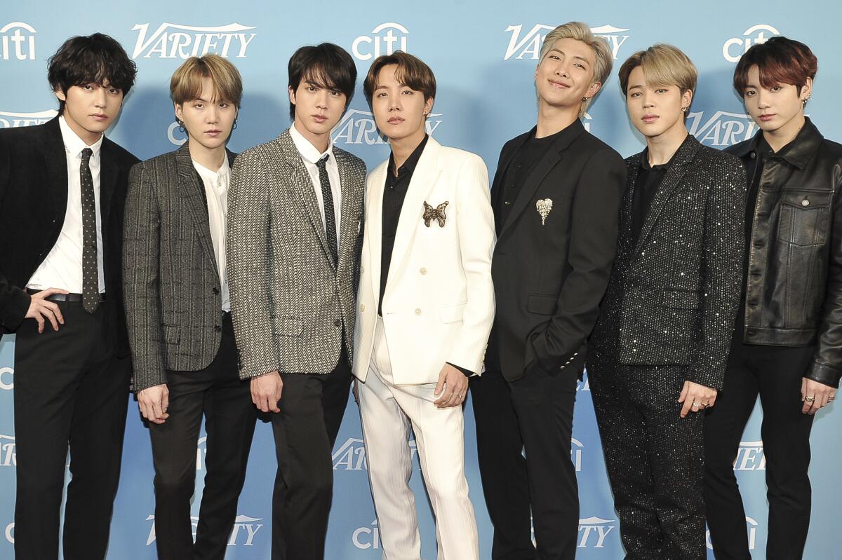 BTS — 10 лет: как стать супергруппой в плохой компании