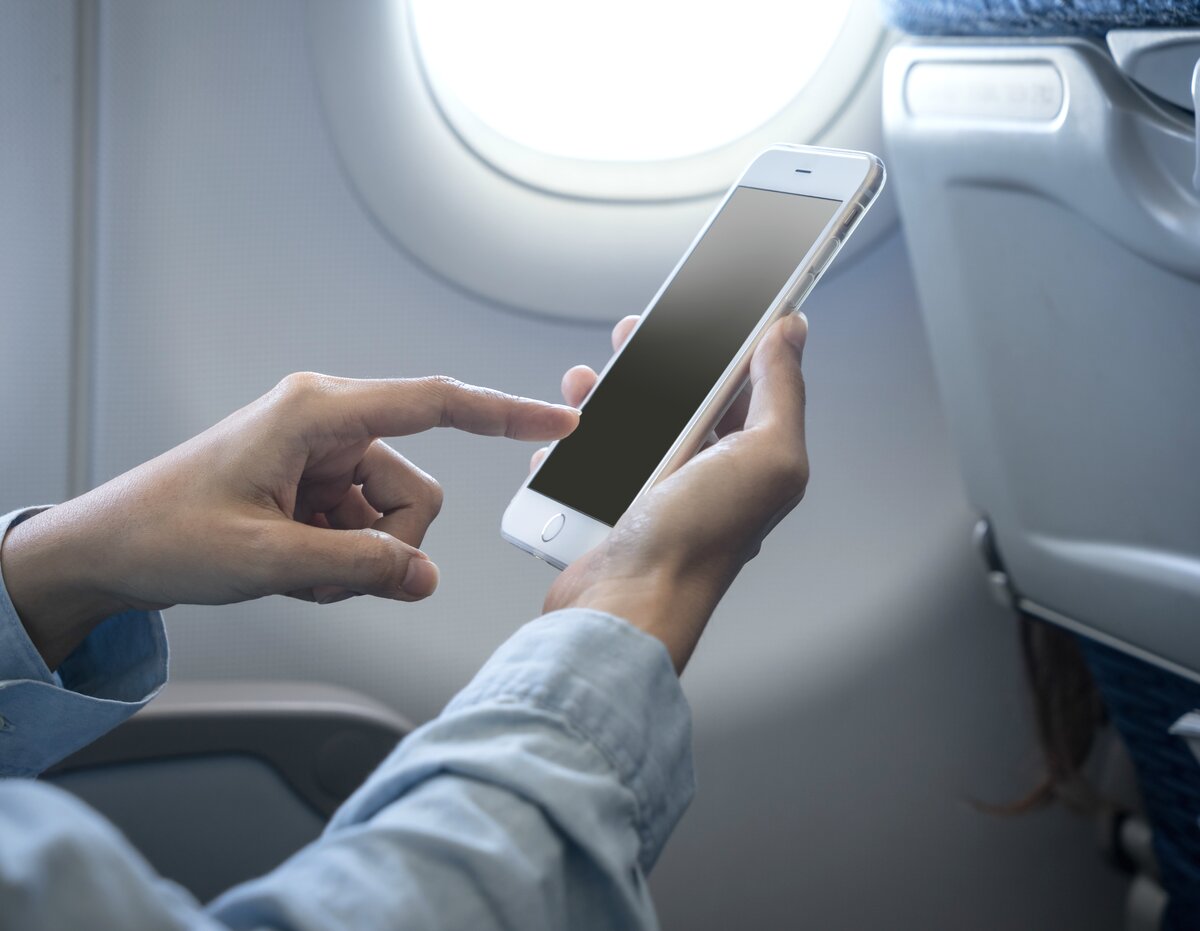 Казахстанцы смогут пользоваться интернетом в самолёте