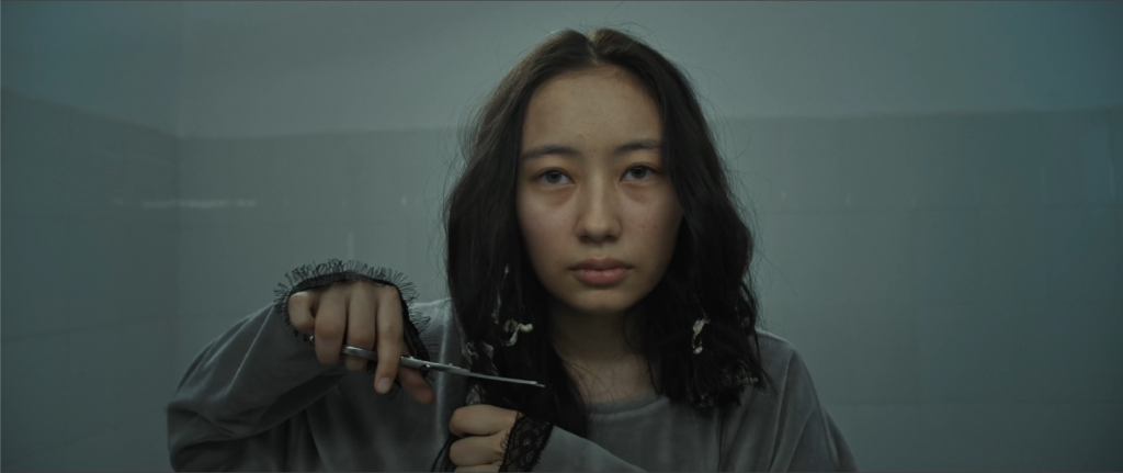 Көрші мен күйеуі оны ұстап алды BBW фистинг туралы бейне