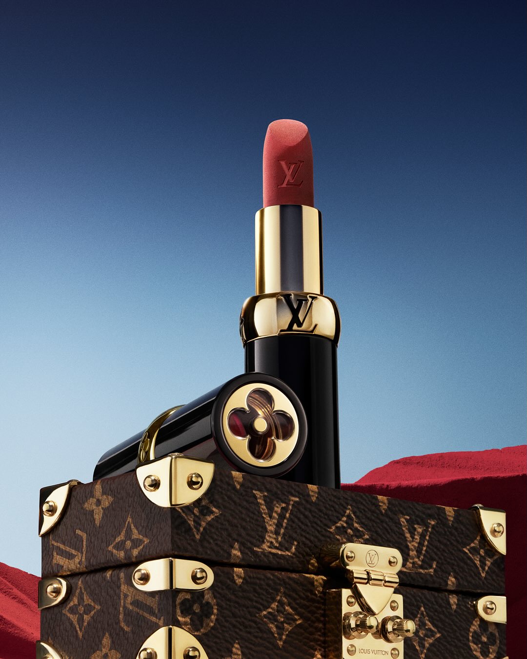 Бьюти-линейка Louis Vuitton стала одной из самых дорогих на рынке