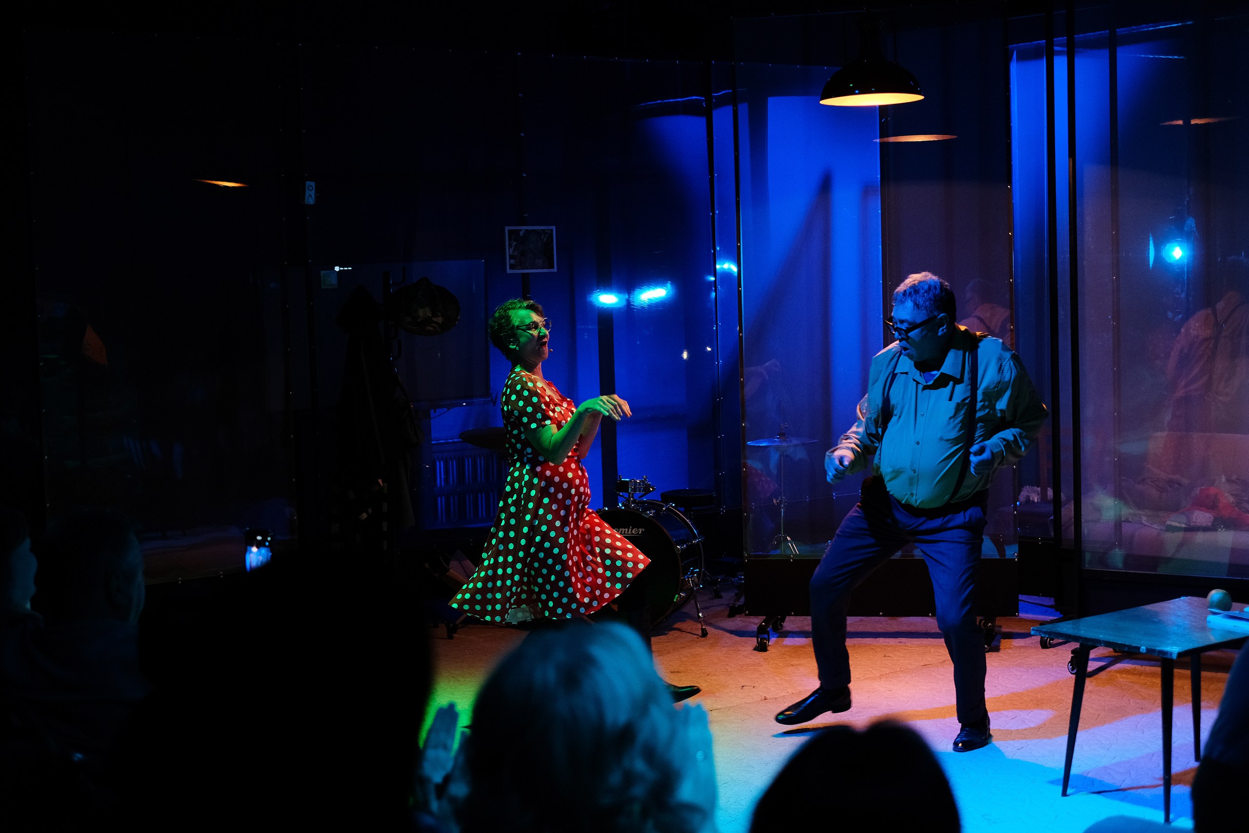 Спектакль «Рок-н-ролл на закате» отправляется в первый тур по Казахстану