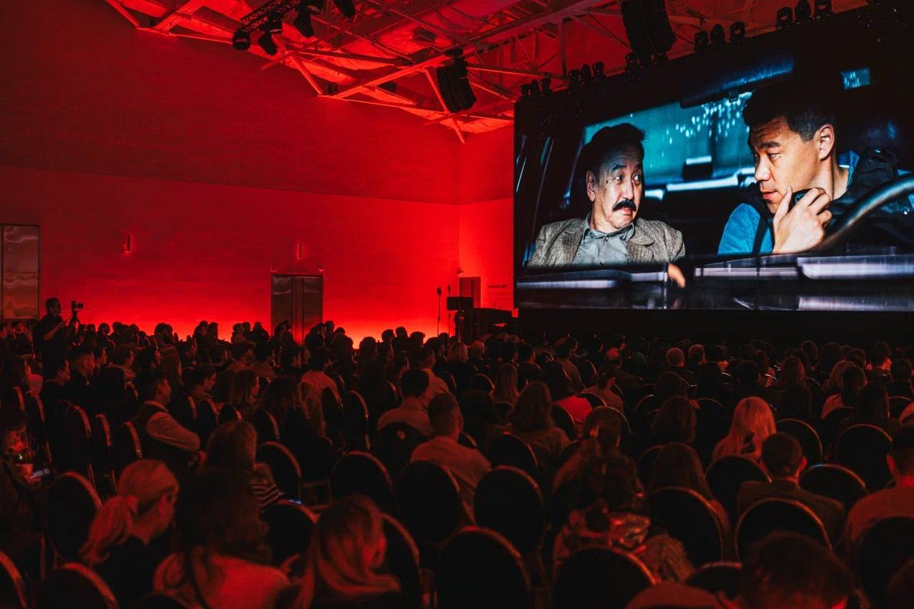 «Под контролем»: Кинопоиск представил свой первый сериал, снятый в Казахстане