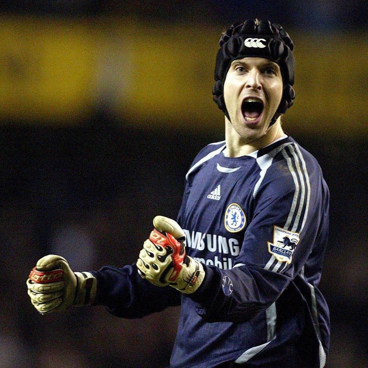 Петр Чех — из «Челси» в «Арсенал» и футбол на хоккей