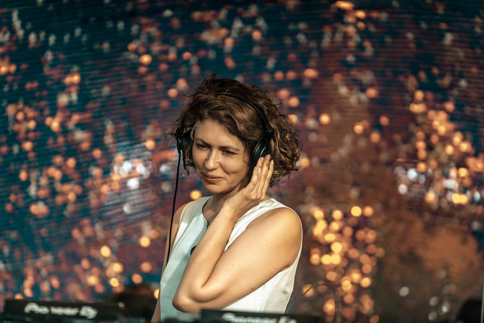 Диджейка Наташа Abelle впервые выступит в Алматы