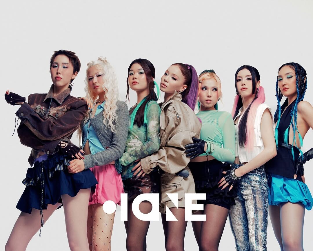 Встречаем камбэк Q-pop гёлзбенда iONE!