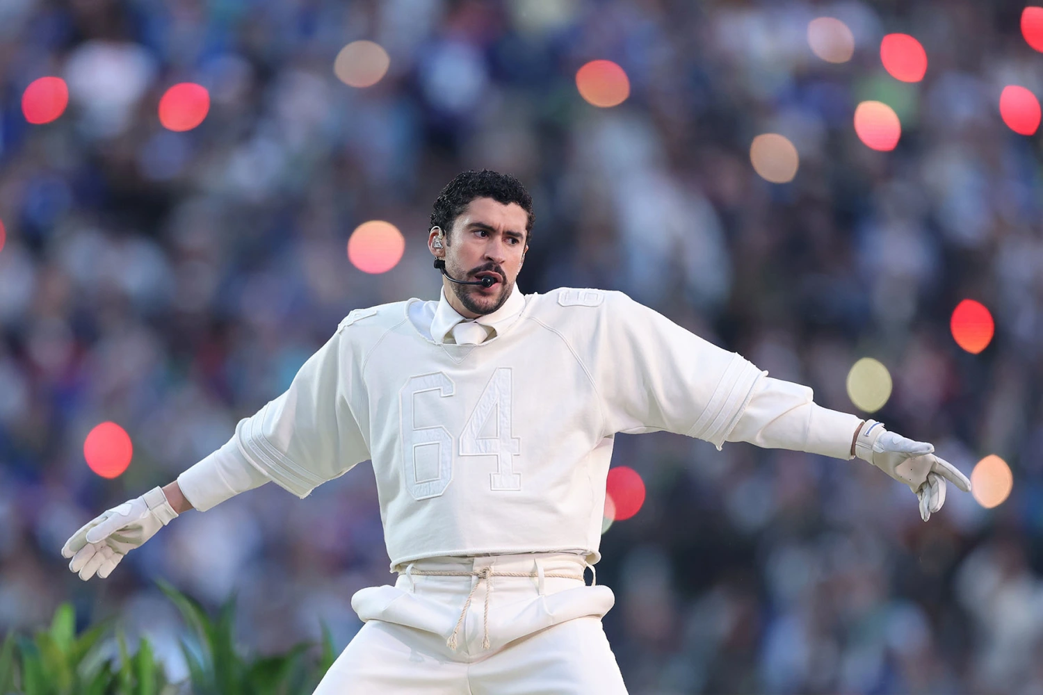 Bad Bunny выступил на «Супербоуле-2026». Как это было?