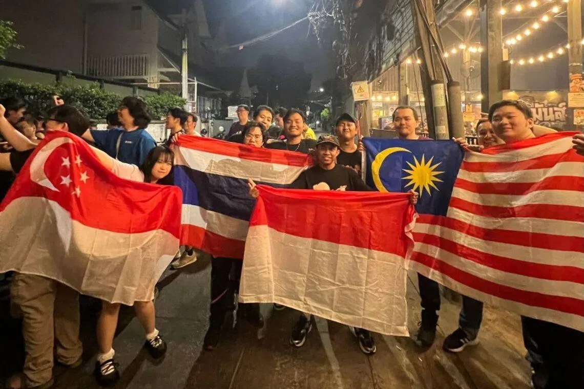 Корея VS SEAblings. Желідегі майданның мәні