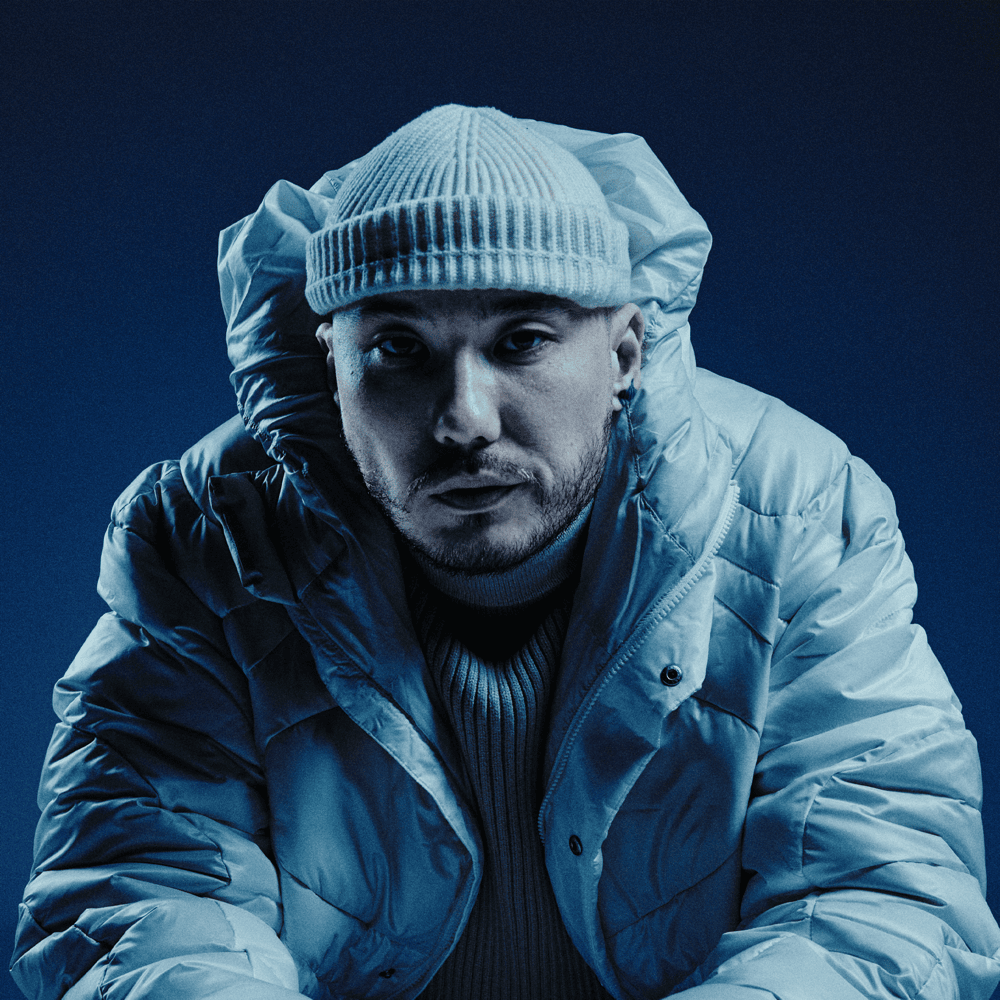 Скриптонит, кухня и w140 представили новый сингл