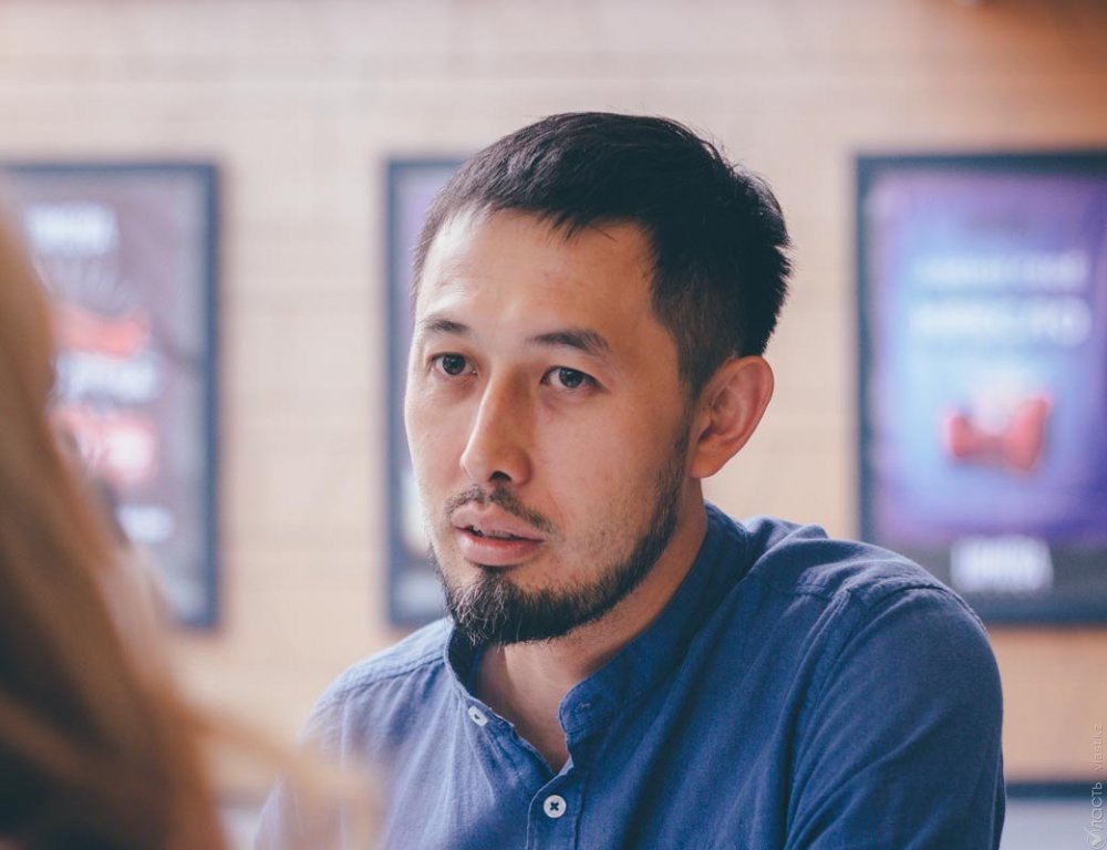 Гражданский активист Альнур Ильяшев подал иск в суд на президента Казахстана