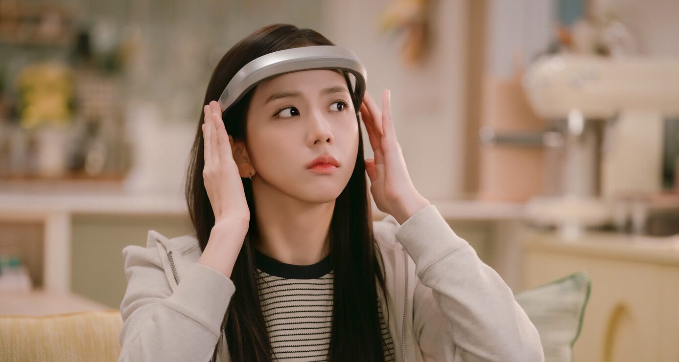 «Парень по запросу»: виртуальная любовь Джису и её (не) последствия