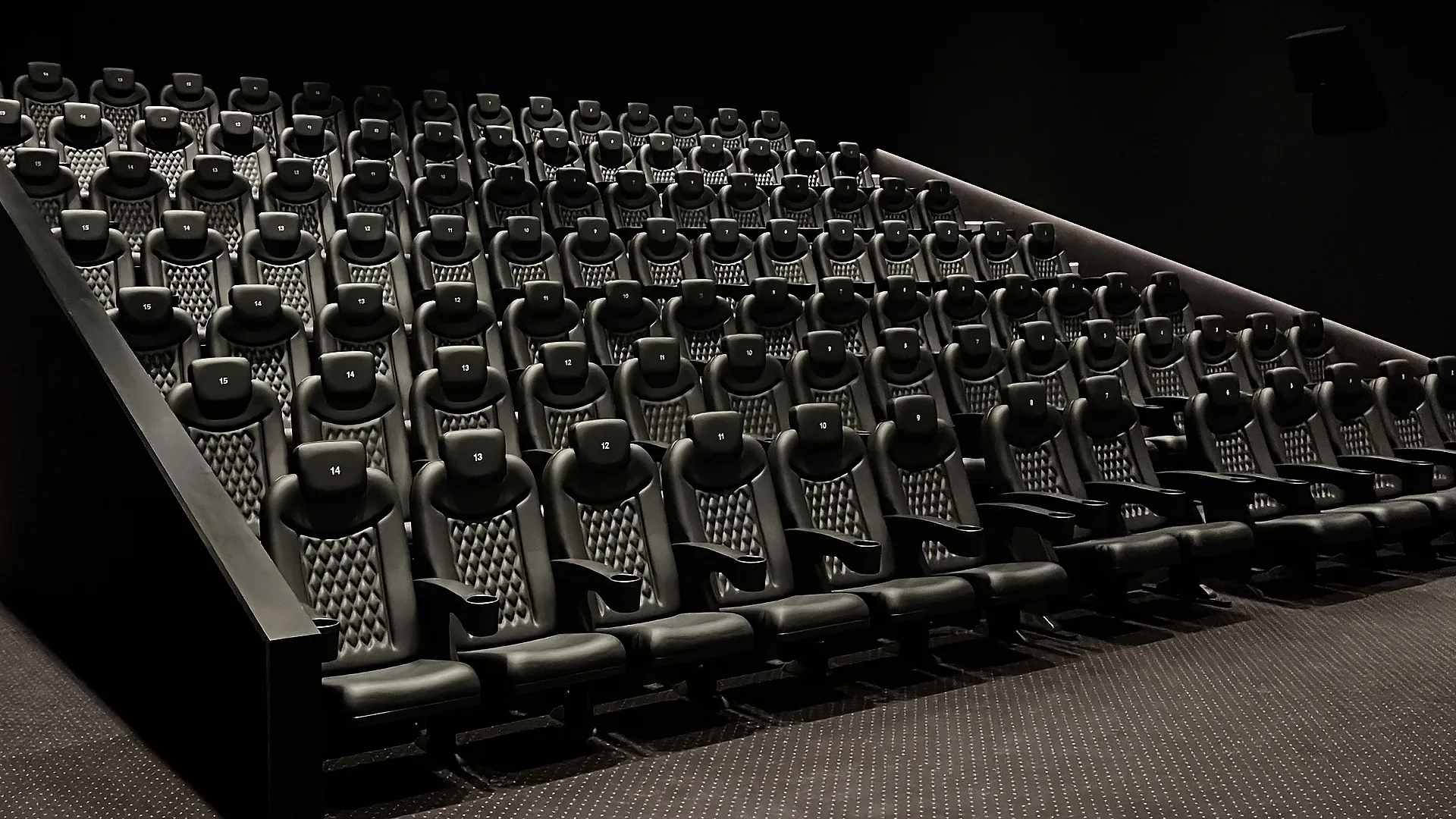 Kinopark требовал деньги «за вход» у казахстанских кинематографистов