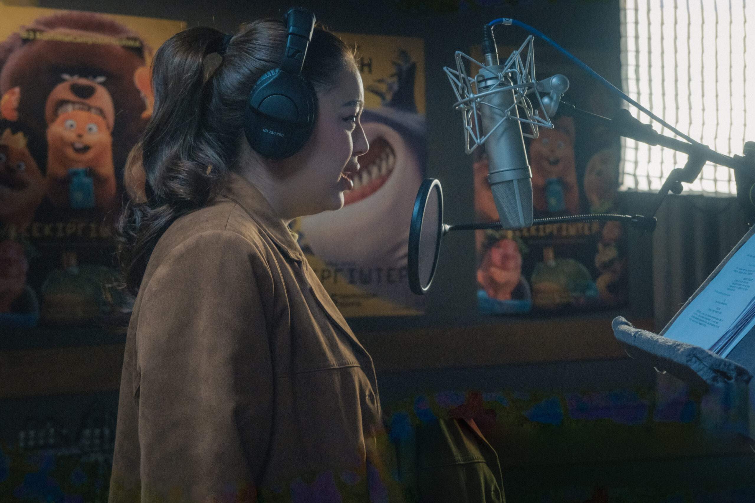 Кто озвучил мультфильм Disney и Pixar «Прыгуны»?