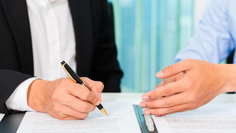 В Казахстане запретят использовать ГПХ вместо трудовых договоров