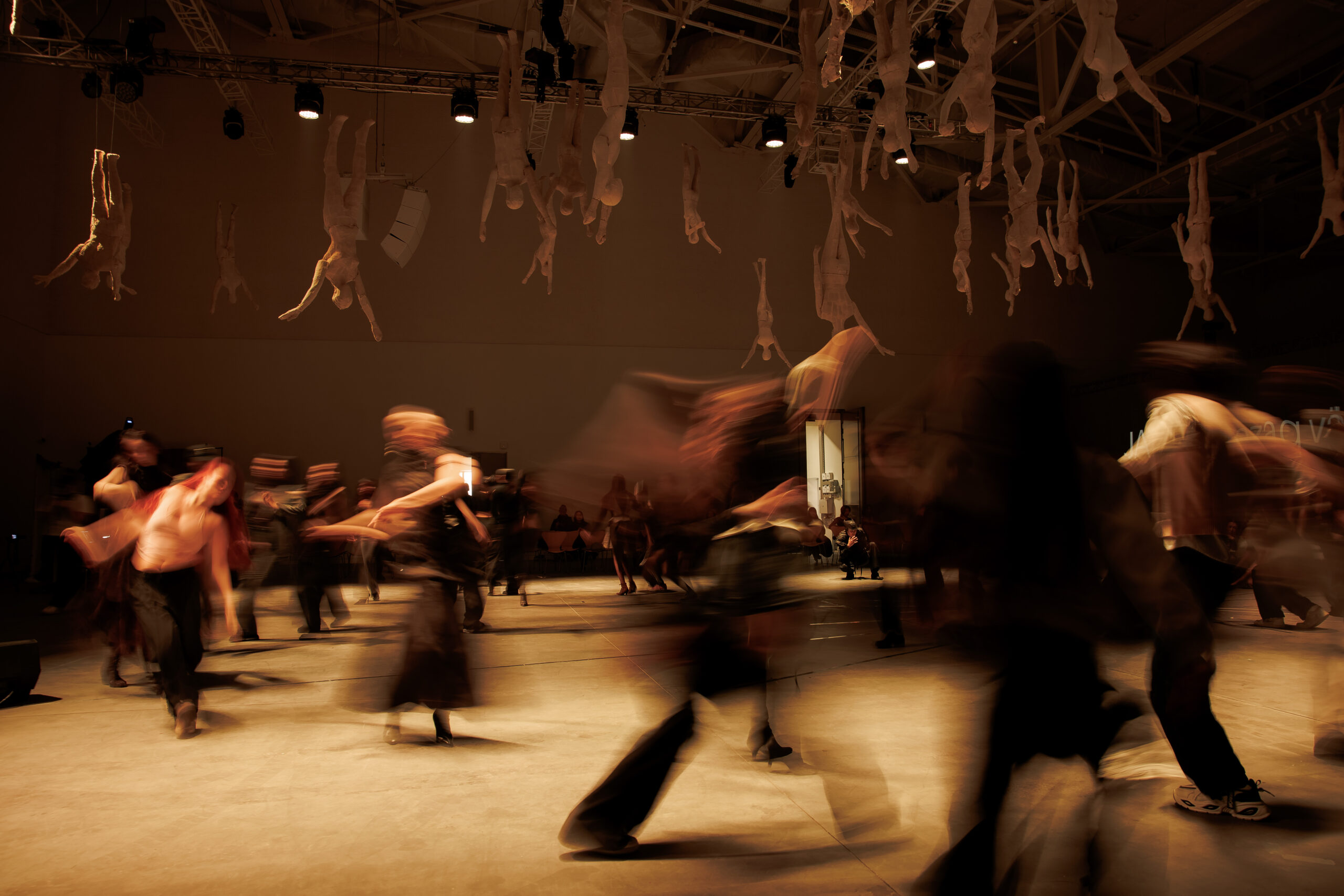 Как создавался JAILAU. Qazaq välsi: казахский вальс между отражением и реальностью