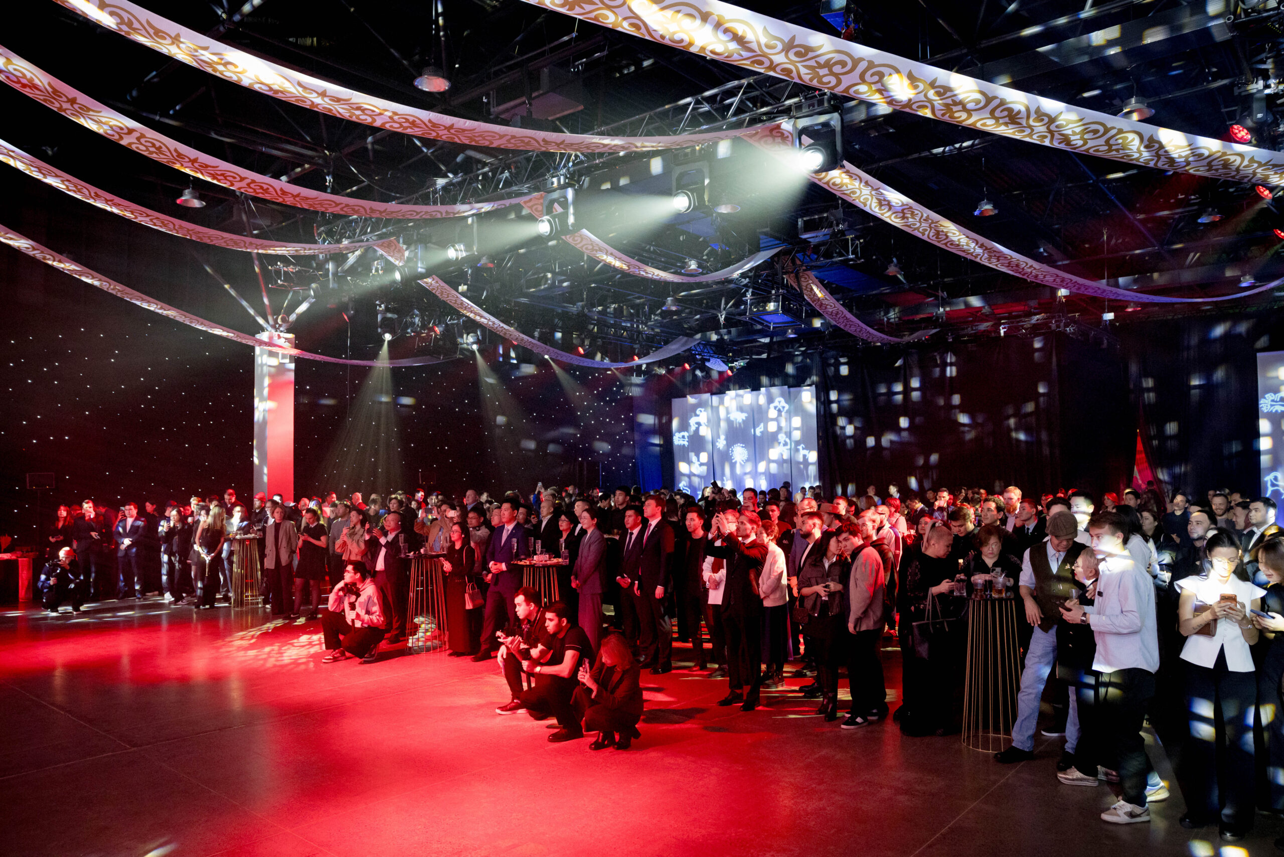 Allur объявила о запуске продаж автомобилей Morris Garages