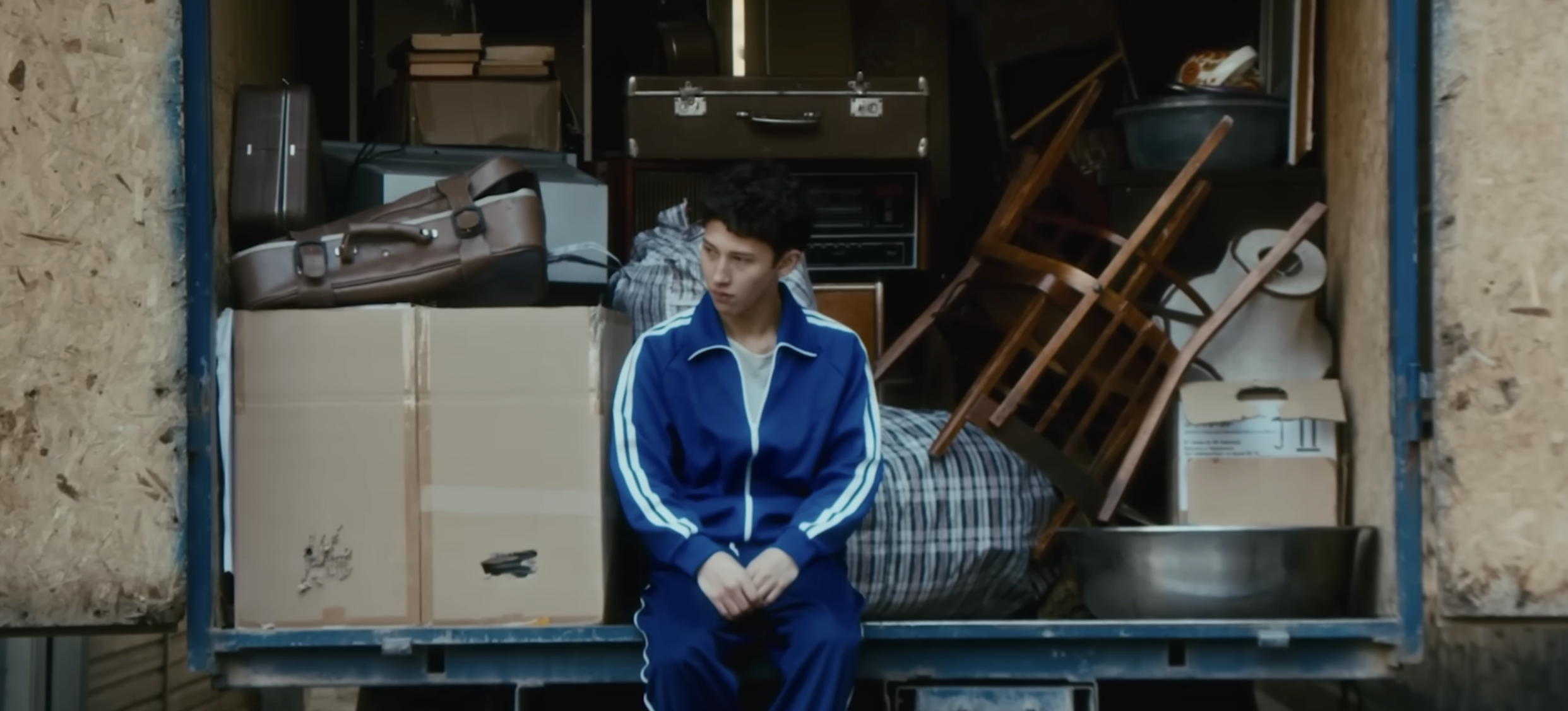 «Чёрный двор» — критика криминала или бандитская романтика?