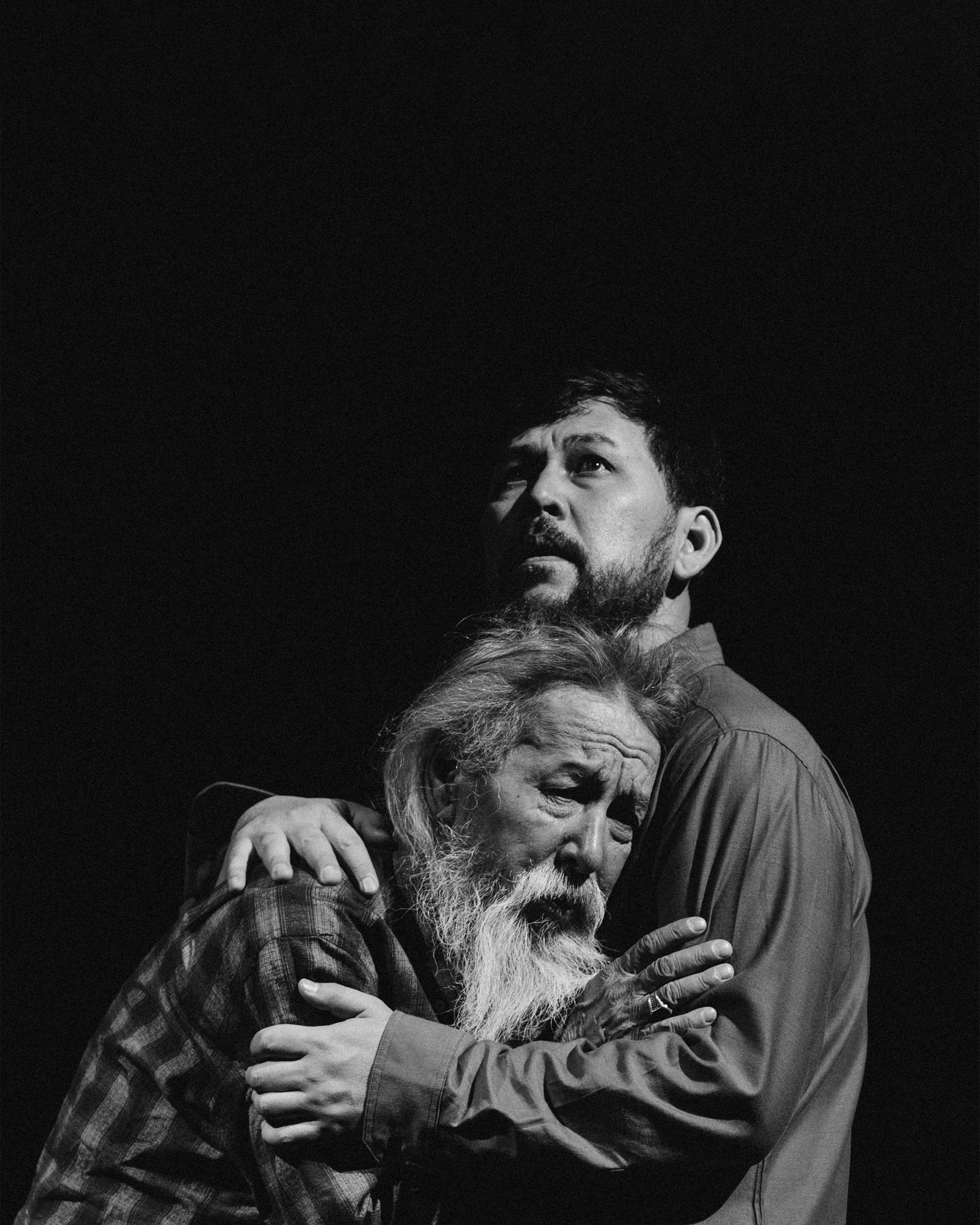 Көп сұрақ қалдырған «Екеуіміз жайлы». Şam театрының қойылымы