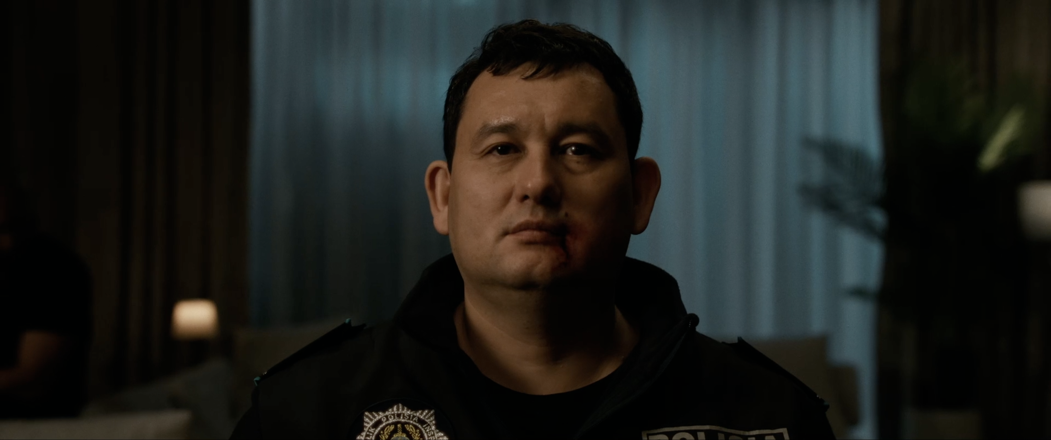 Создатели «Мошенников» заявили, что фильм неожиданно убрали из проката