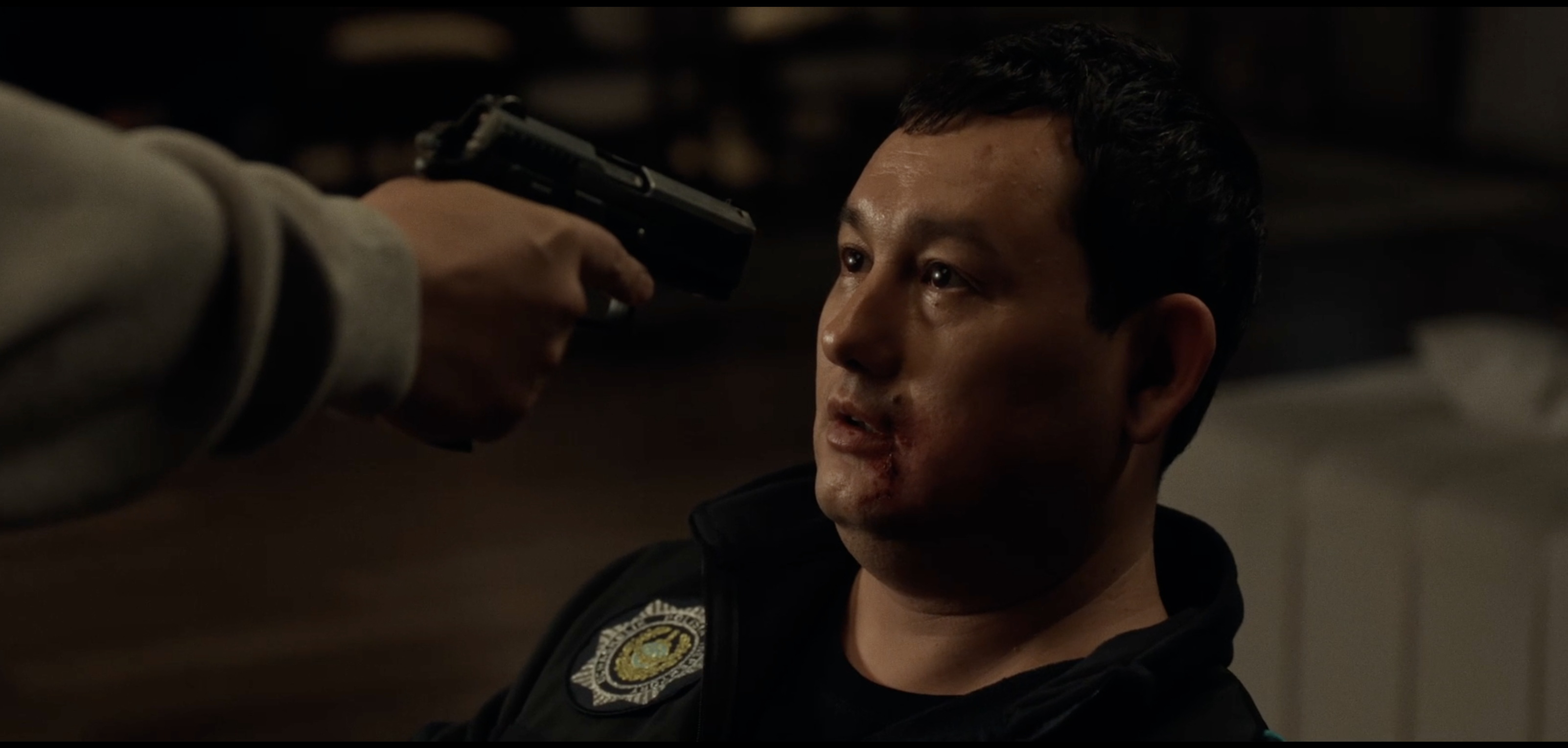 Создатели «Мошенников» заявили, что фильм неожиданно убрали из проката