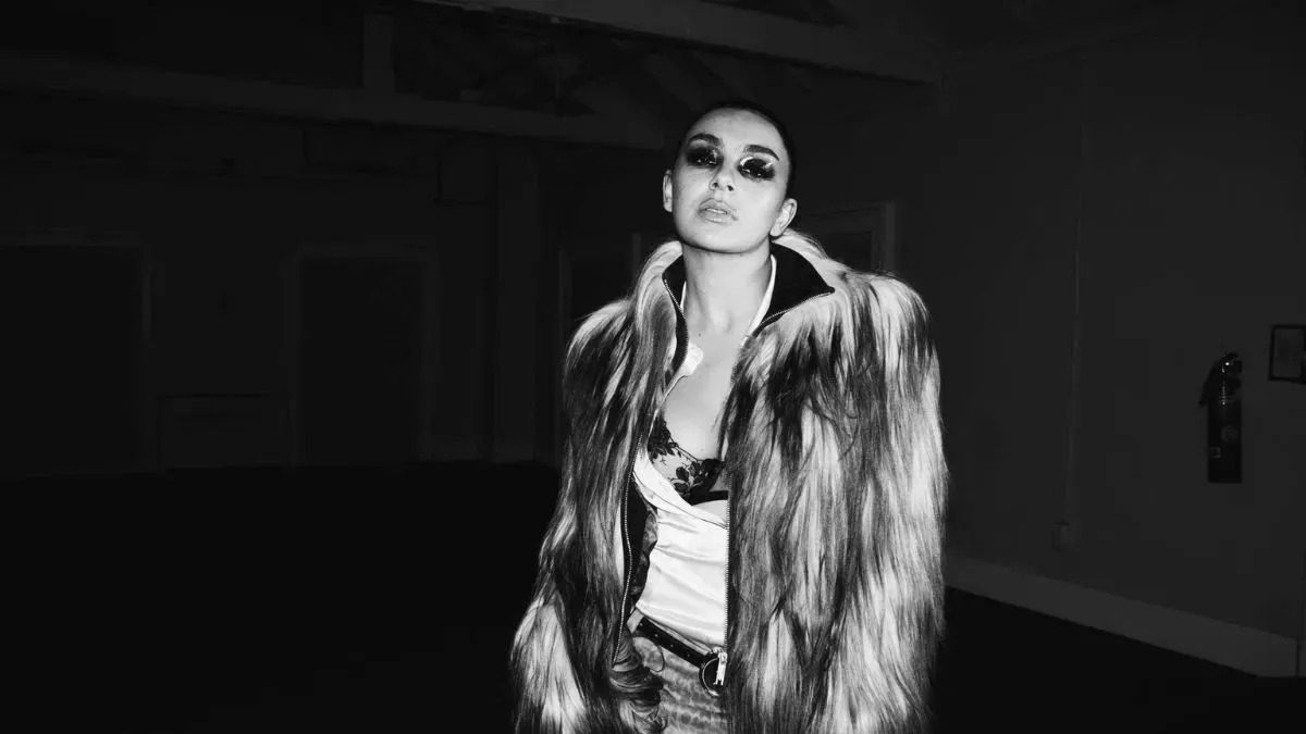 Charli XCX выпустила новый альбом Music, Fashion, Film