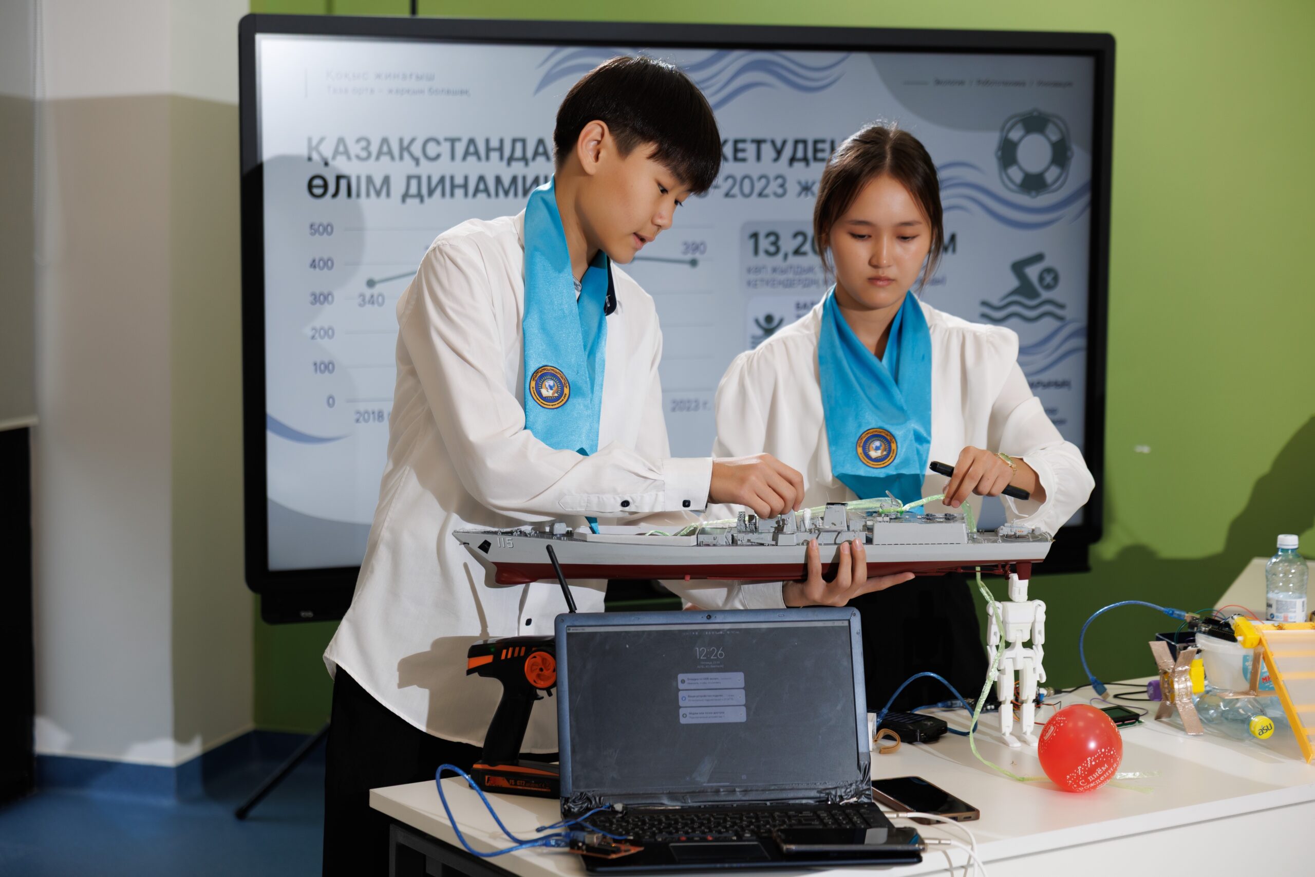 Казахстанские школьники представили проекты для защиты водоёмов