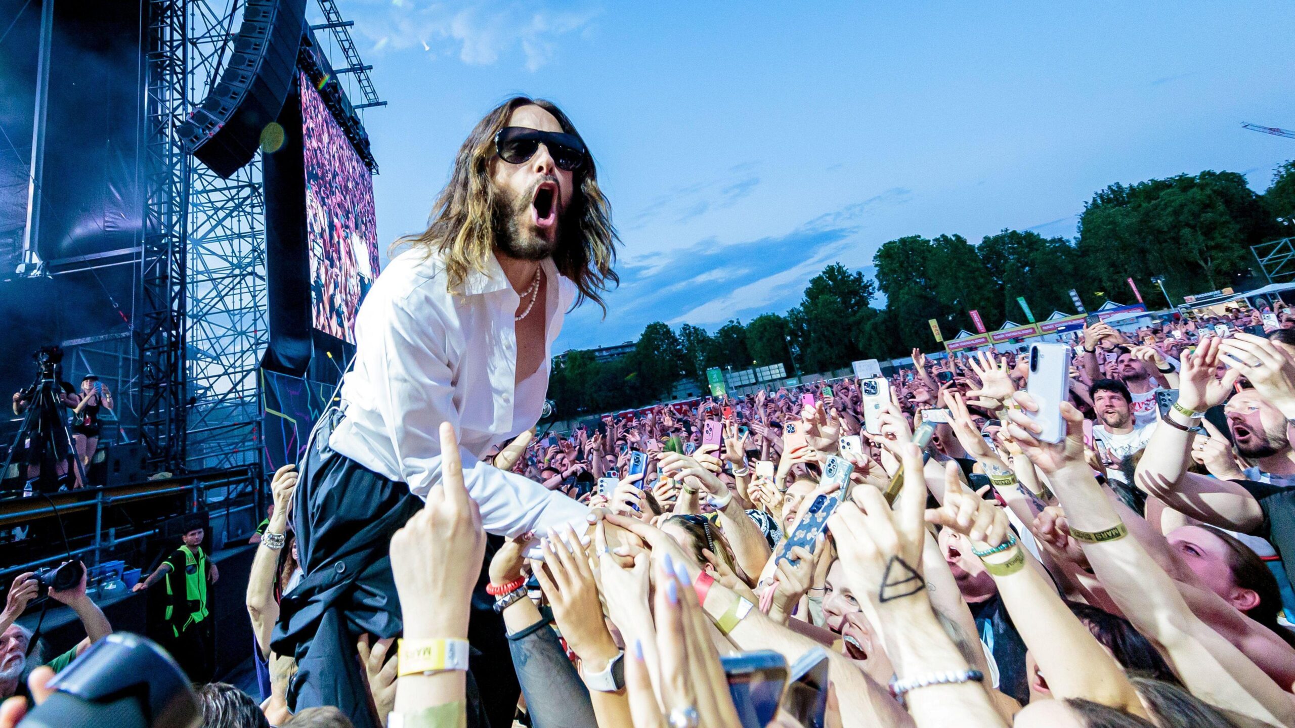 Thirty Seconds To Mars снова выступят в Алматы